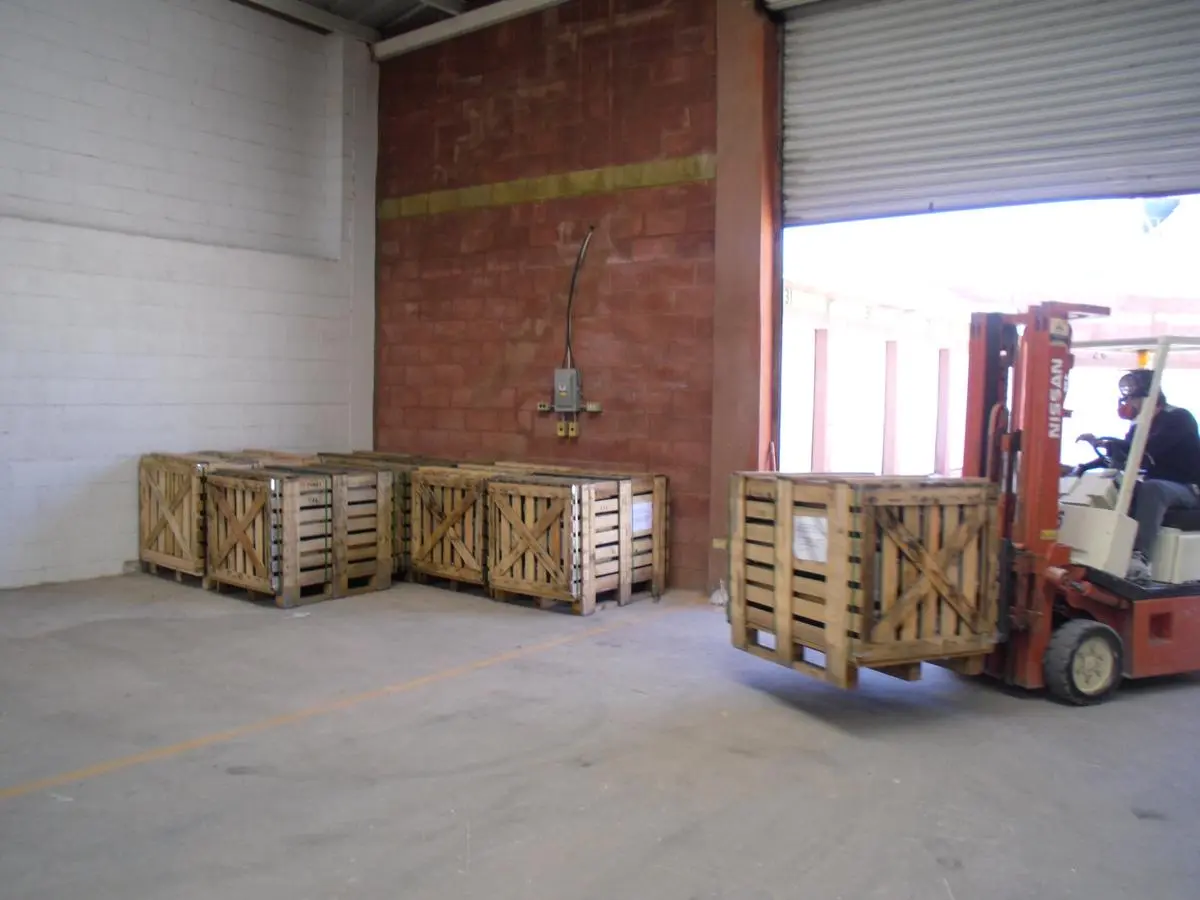 Bodega 305m2